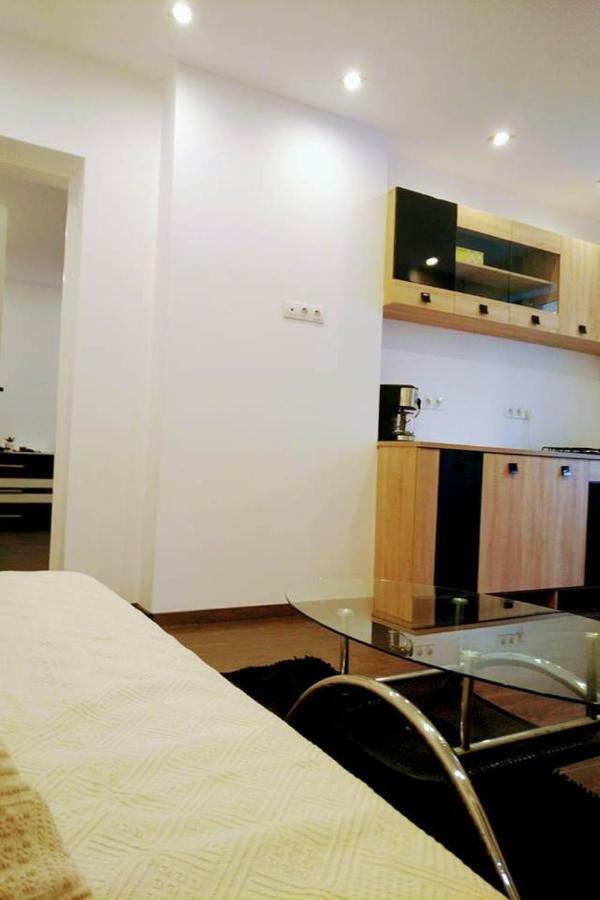 Luxury Accommodation Republicii Braşov Extérieur photo